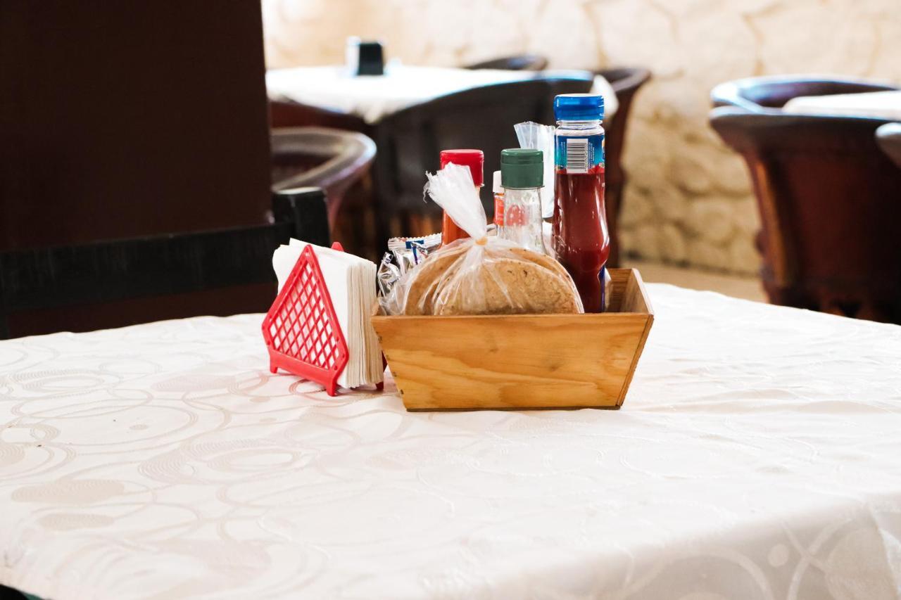 Hotel Gina Tecomán 外观 照片