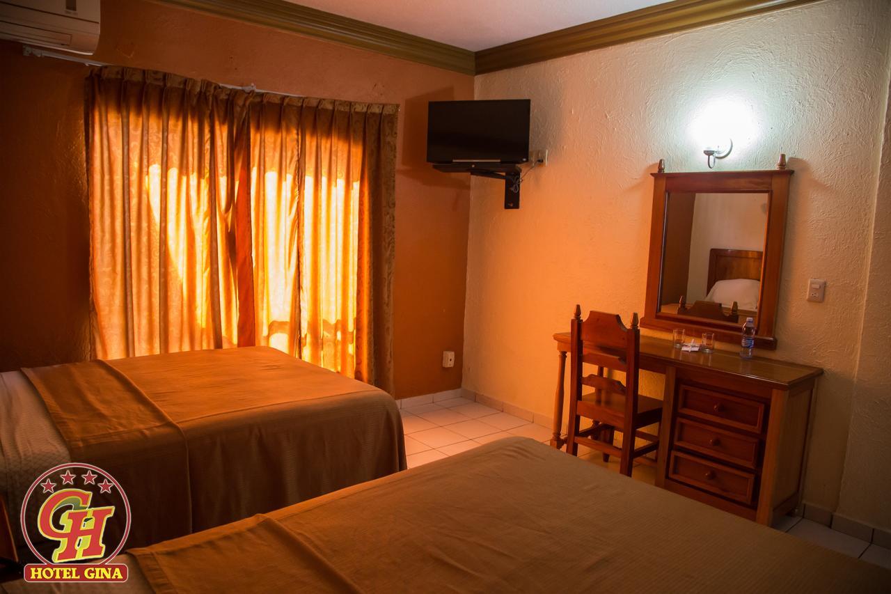 Hotel Gina Tecomán 外观 照片